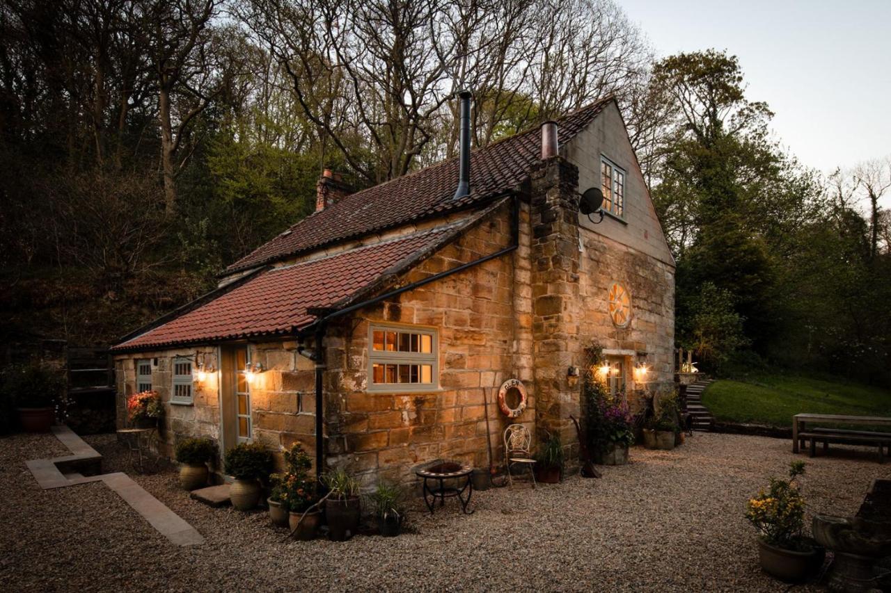 Larpool Mill Villa Whitby Exterior photo